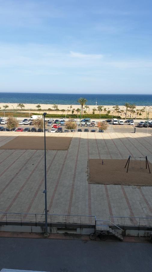 Les Vagues Au Balcon Apartment Empuriabrava Exterior photo