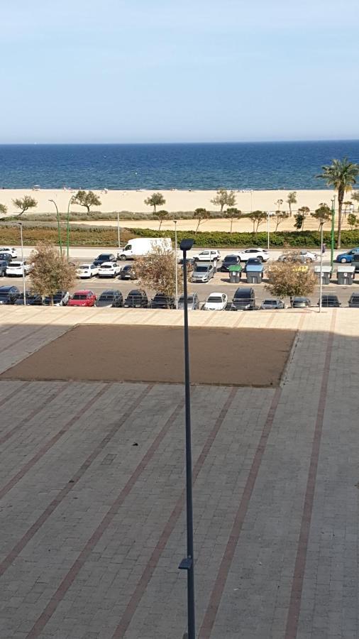 Les Vagues Au Balcon Apartment Empuriabrava Exterior photo